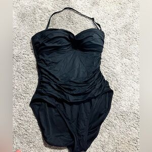 Lilly Pulitzer Size 12 Black One-Piece Bathing Suit